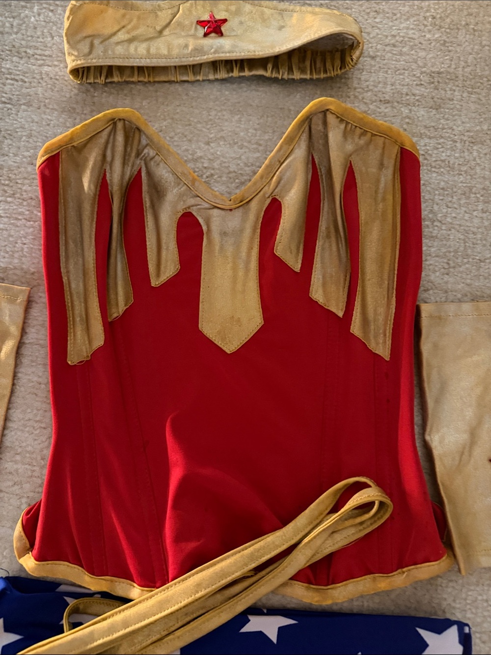 Vintage/discontinued Frederick’s of Hollywood costume - Picture 2 of 3